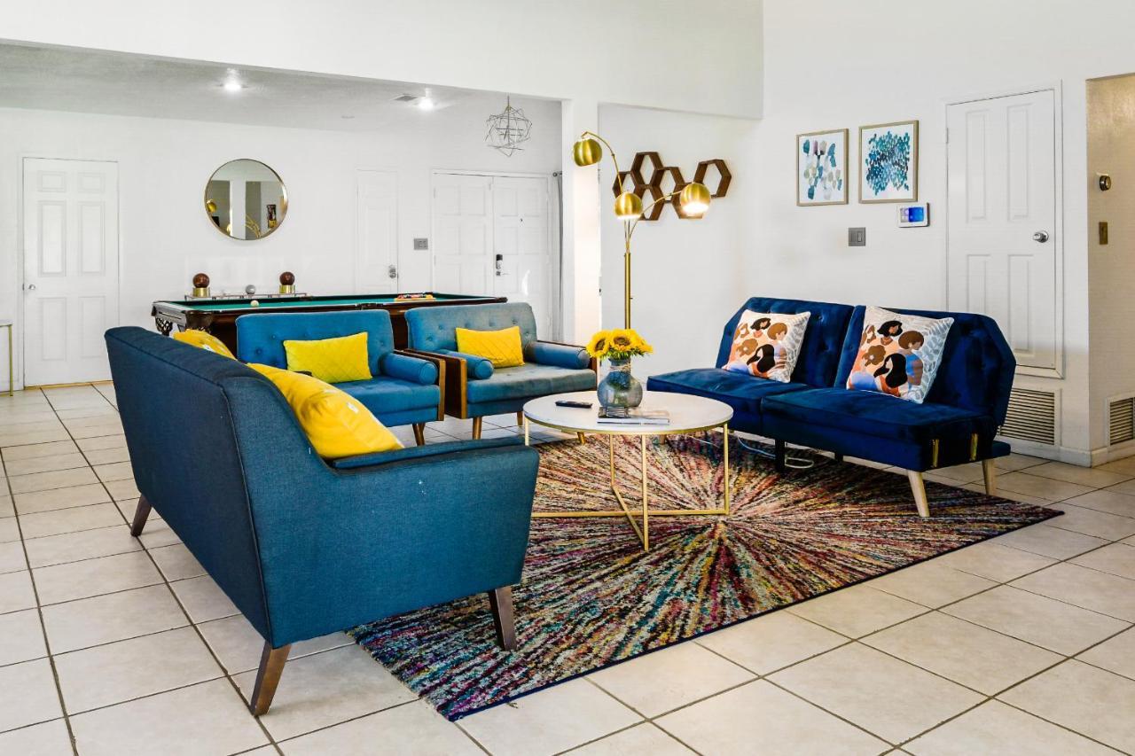 Desert Pool House: Sun, Swim, Sip & Stay Indio Eksteriør billede