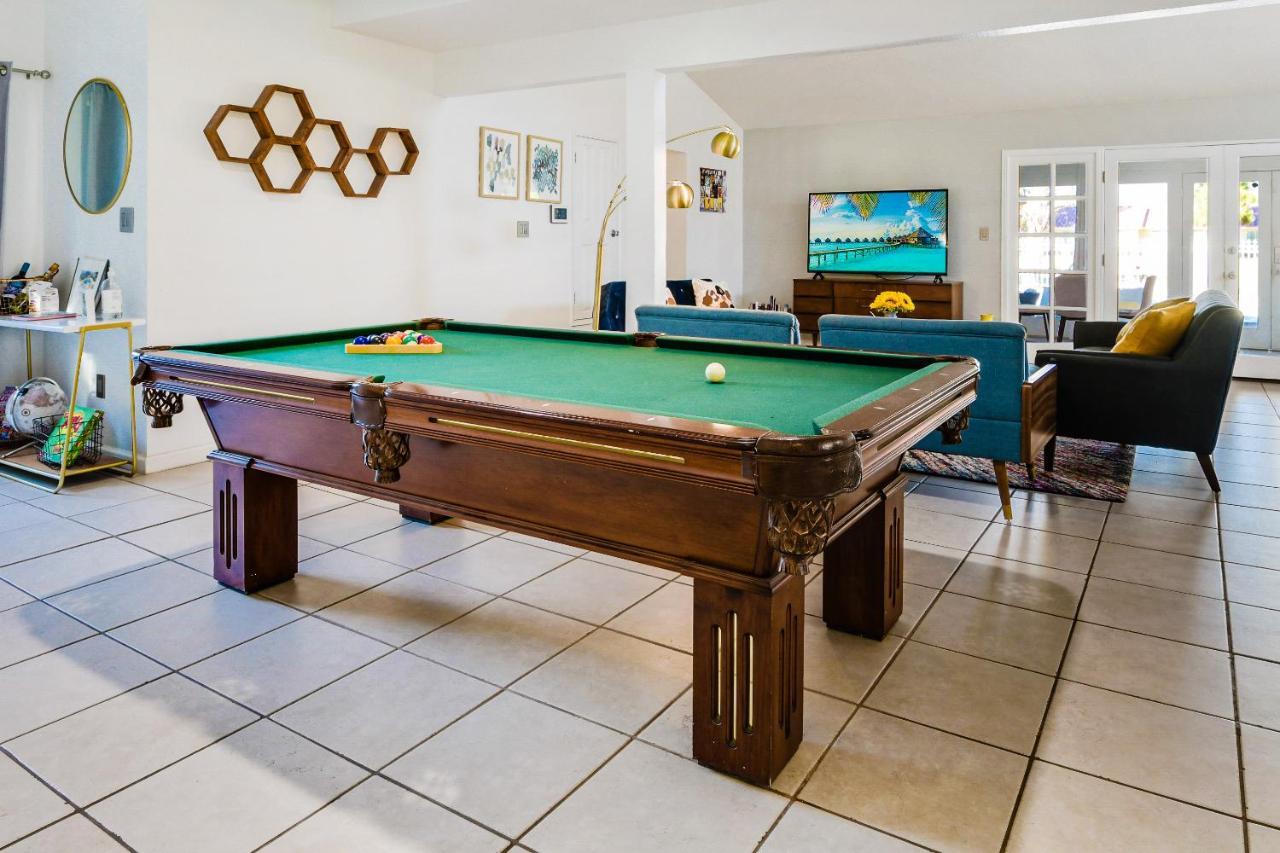 Desert Pool House: Sun, Swim, Sip & Stay Indio Eksteriør billede